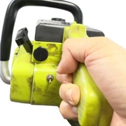 Texas Chainsaw Massacre 1974, Chainsaw Prop With Sound(Trick Or Treat Studios Texas Chainsaw Massacre 1974 Chainsaw Prop With Sound) 29 Texas Chainsaw Massacre 1974, Chainsaw Prop With Sound(Trick Or Treat Studios Texas Chainsaw Massacre 1974 Chainsaw Prop With Sound) -Newrulefx Store Photoroom 20250703 160045