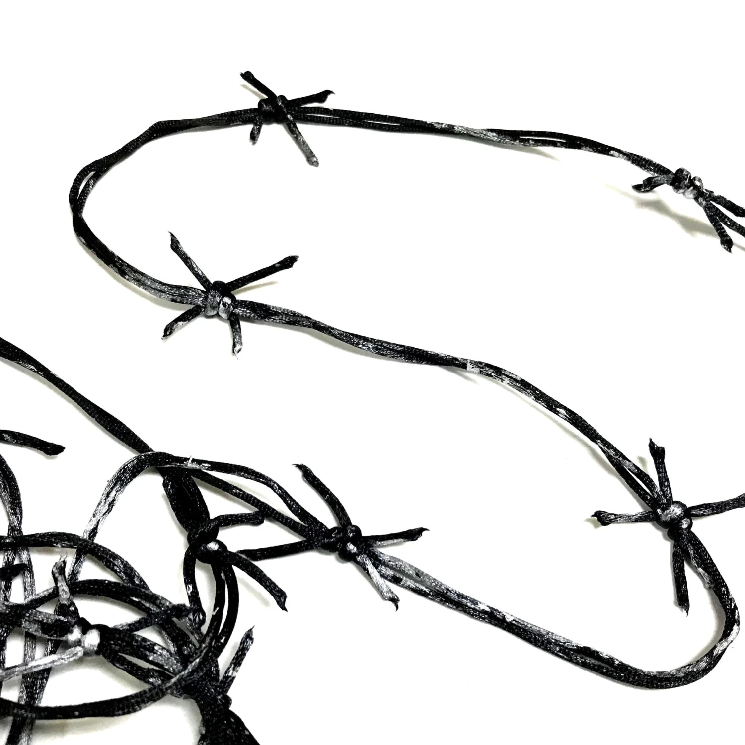Actor-Safe Imitation Metal Barbed Wire 12ft - BLACK(Newrulefx Brand Actor Safe Imitation Metal Barbed Wire 12ft Black) 5 Actor-Safe Imitation Metal Barbed Wire 12ft - BLACK(Newrulefx Brand Actor Safe Imitation Metal Barbed Wire 12ft Black) - Image 3